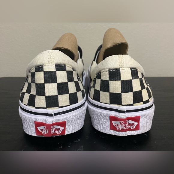 🔥Used Vans black and white checkered- W-10 M- 8.5 - Picture 2 of 12